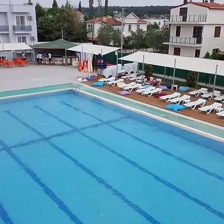 Geyikli Aqua Hotel ホテル
