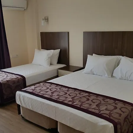 Geyikli Aqua Hotel ホテル